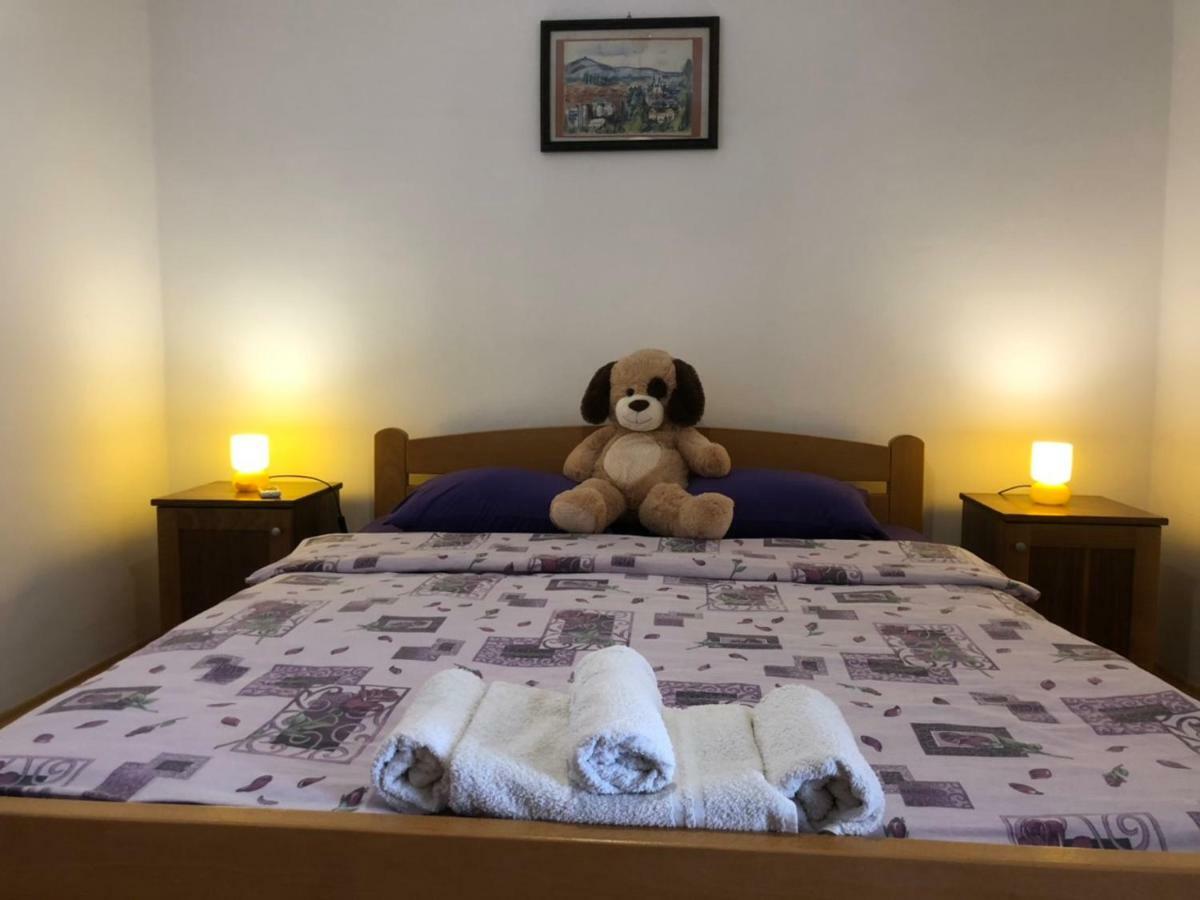 Apartments Avram Vrsac Ngoại thất bức ảnh